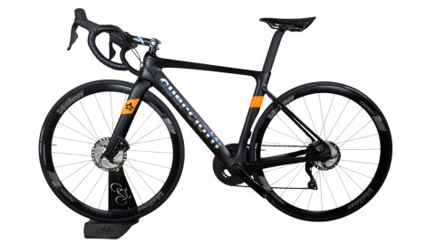 Guerciotti München Carbon Rennrad| Guerciotti Eclipse Shimano 105 Di2 Guerciotti München Carbon Rennrad| Guerciotti Eclipse Shimano 105 Di2